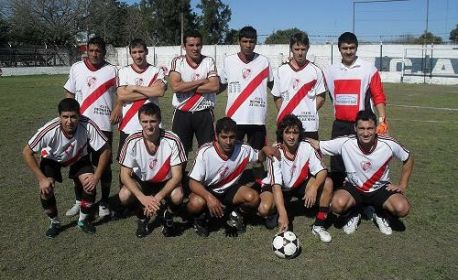 Ex Alumnos derrotó a Romang en San Antonio