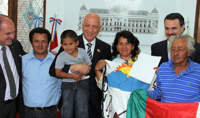 6.354 hectáreas a los pueblos originarios