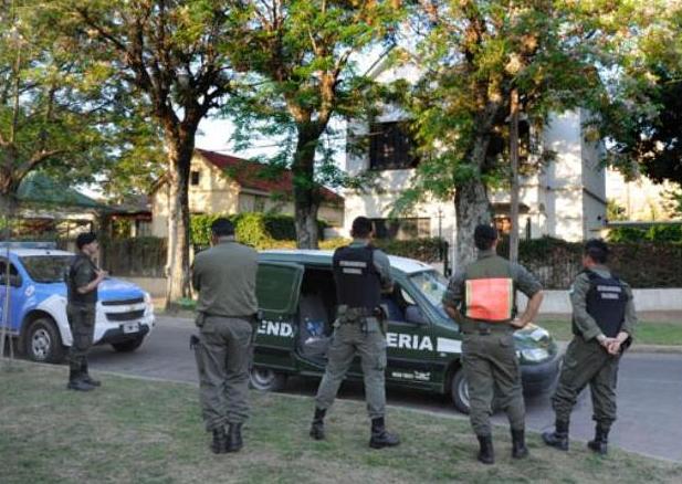 El gobernador declarará por el atentado a su casa