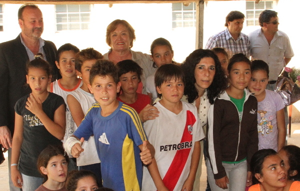 La ministra Bifarello inauguró obras