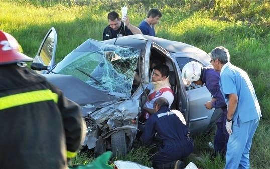 Chocan dos autos sin victima fatales