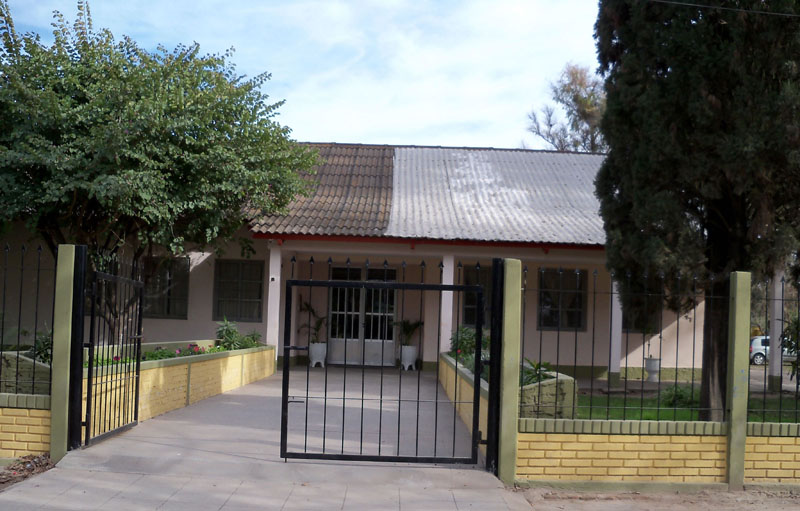 ESCULA PROVINCIAL 6110_JPG