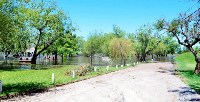 EL CAMPING BRISOL BAJO AGUA