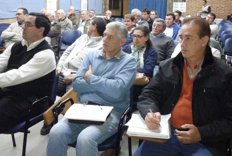 CHACHO REUNION EMERGENCIA AGROPECUARIA