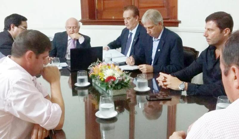 CHACHO comitiva y lifschitz