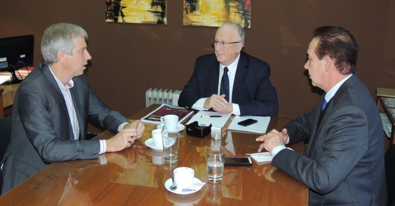 Reunión de Marcón y Scarpín con el Fiscal General de la provincia, Julio De Olazábal