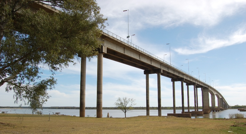 Puente Internacional Artigas