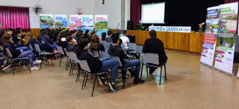 d1c70a1d-b057-4972-8a19-4fc48b53c649