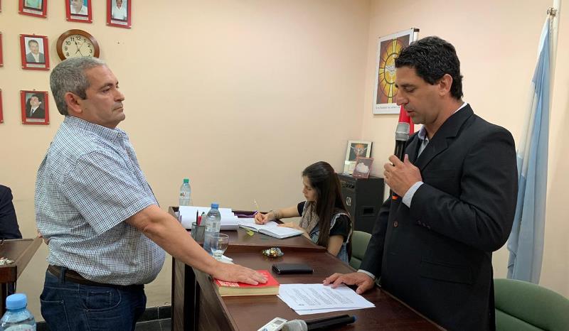 Concejal Miguel Masaro (FPCyS) toma juramento