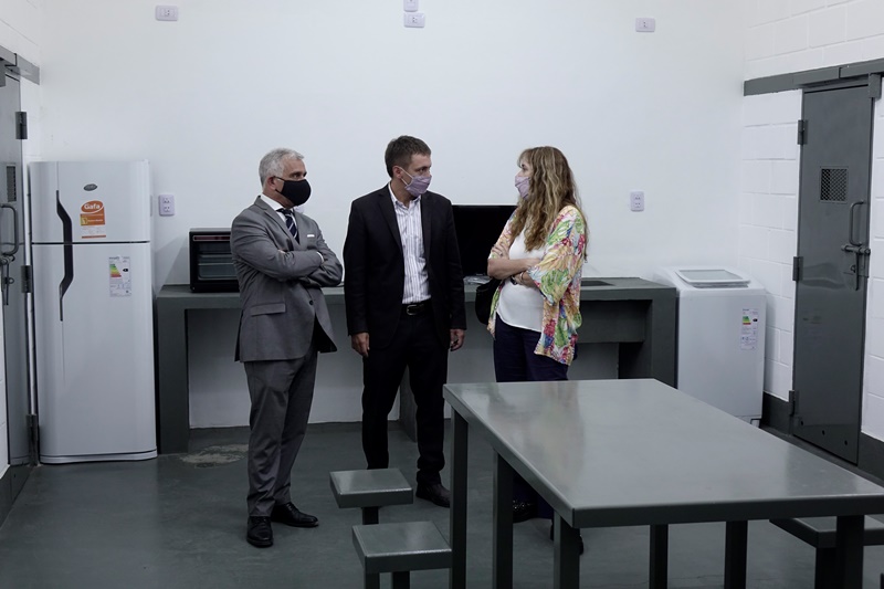 funcionarios las flores