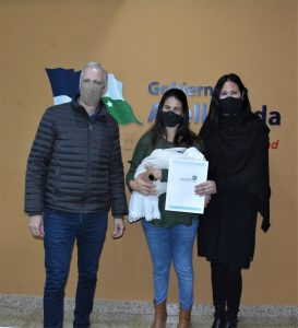 conc-mujeres-emprendedoras-credito-273x300