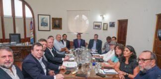 Paritaria: el Gobierno ofreció un 12,5% para el primer semestre y un piso de $245 mil