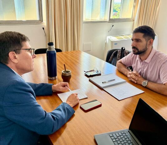 El Intendente Iván Sánchez se reunió con el Ministro de Educación de la Provincia
