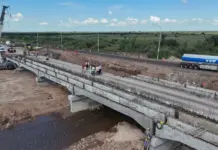 Avanza la obra de ensanchamiento de puentes en la Ruta Provincial 4