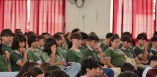 Charla sobre bullying, grooming y ciberacoso en Villa Ocampo