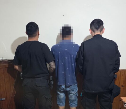 Las Toscas: Aprehendido por resistencia a la autoridad y violación de domicilio