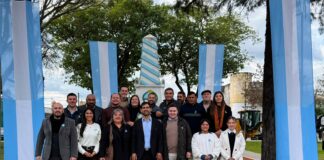 Las Toscas: Se realizó el Acto Oficial por el 210° aniversario de la Declaración de la Independencia Argentina