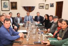 Provincia ofreció aumentos de hasta 15,5% para la administración central