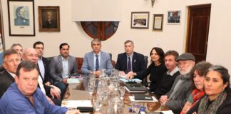 Provincia ofreció aumentos de hasta 15,5% para la administración central
