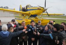 Pullaro presentó la nueva flota aérea de Santa Fe para combatir incendios