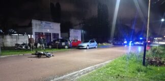Villa Ocampo: Un motociclista fue trasladado al hospital tras un choque con una camioneta