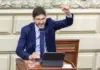 Pullaro se despega del resto: lidera la imagen política en Santa Fe y sostiene una gestión con balance favorable