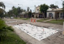 Villa Ocampo: La Municipalidad inició trabajos de bacheo para mejorar las calles de la ciudad