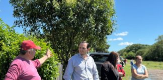 Villa Ocampo: El intendente Cristian Marega recorrió el barrio El Talar para acompañar a los vecinos