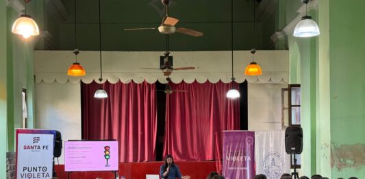 Las Toscas: El Punto Violeta promueve vínculos saludables en jóvenes